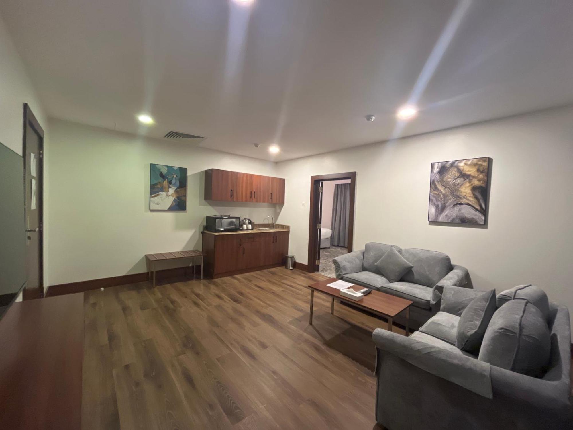 Lily Hotel Suite Mubarraz Al-Hofuf Exterior foto